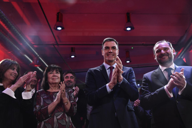 28-A.- El PSOE aplaza al viernes los cambios que hará en las listas electorales