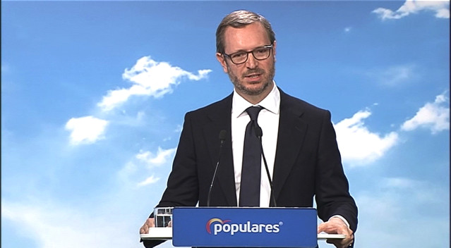 Rueda de prensa del vicesecretario de Organización del PP, Javier Maroto