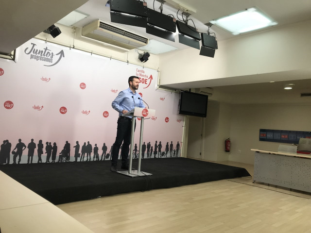 28A.- PSOE Acusa A Núñez De Ser Un 