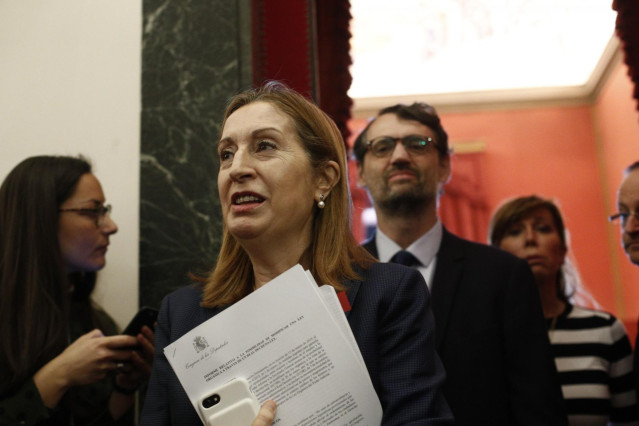 Mesa de la Diputación Permanente en el Congreso