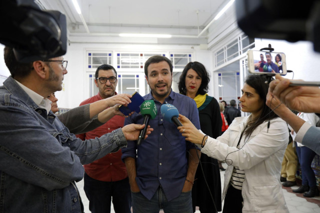 IU celebra las movilizaciones contra el cambio climático y cree que la política