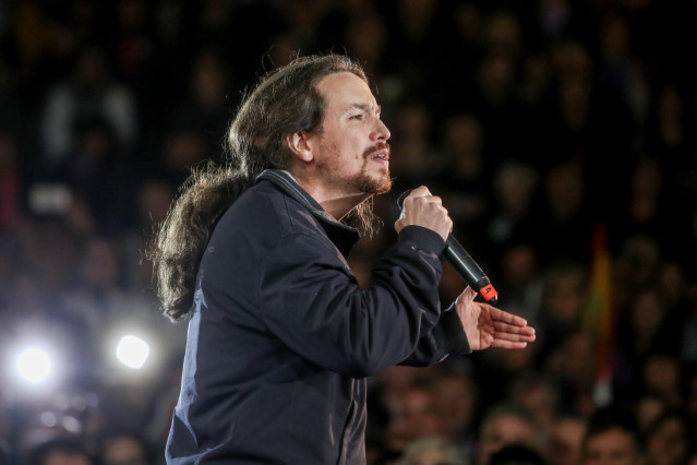 El secretario general de Podemos, Pablo Iglesias, protagoniza el acto de precamp