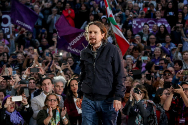 El secretario general de Podemos, Pablo Iglesias, protagoniza el acto de precamp
