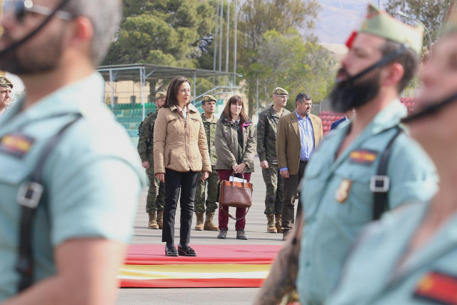 La ministra de Defensa, Margarita Robles, visita la base 'Álvarez de Sotomayor'