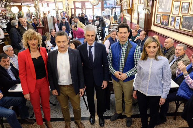 Suárez Illana destaca el valor económico, social y cultural de los toros y caza