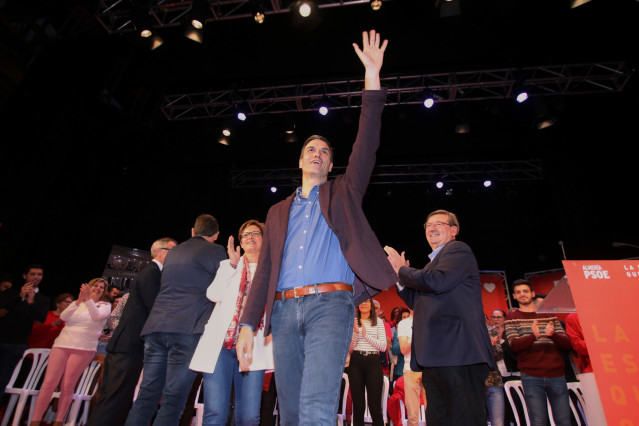 Pedro Sánchez, participa en un acto público en Almería