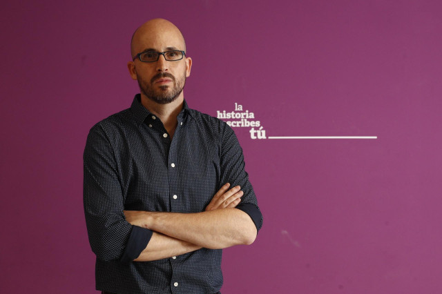 Retratos del secretario de Economía de Podemos, Nacho Álvarez