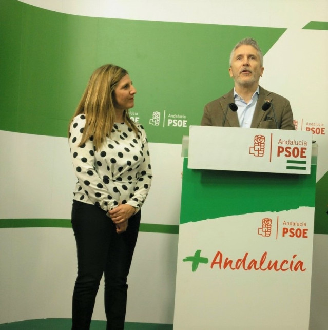 Marlaska comparte las críticas del Papa a las concertinas pero recuerda que el G