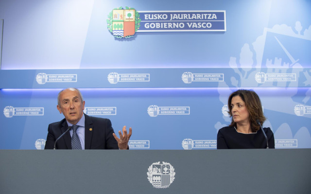 Amp.- Urkullu pide a Sánchez que se 