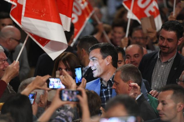 AV.- 28A.- Pedro Sánchez