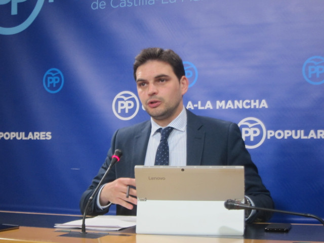 Agua.- PP cree que a PSOE 