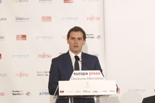 Economía.- Rivera anuncia un plan para poder crear empresas en 24 horas por vía