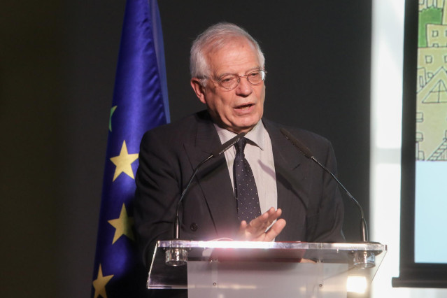 Borrell viaja a Eslovenia y se reunirá con su presidente, que recibió a Torra en
