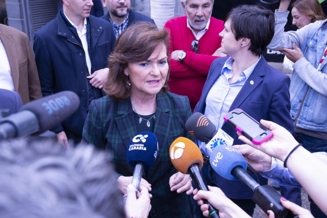 El secretario general del PSC-PSOE, Ángel Víctor Torres, y la vicepresidenta del