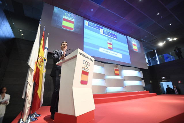 Pol. Deportiva.- Pedro Sánchez defiende una 