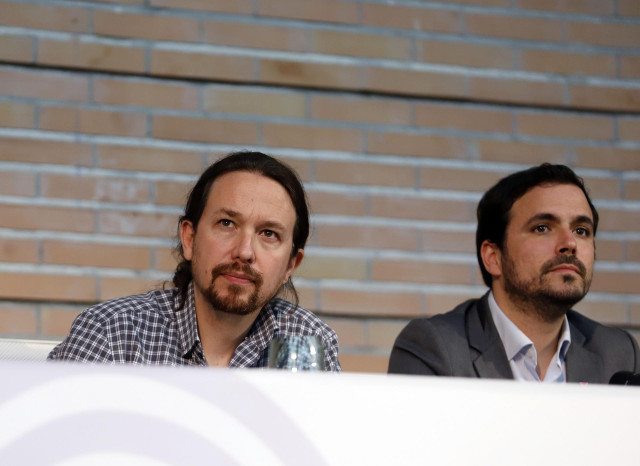 Pablo Iglesias, Alberto Garzón y Antonio Maíllo participan en un acto público en la Facultad de Comunicación de Málaga.