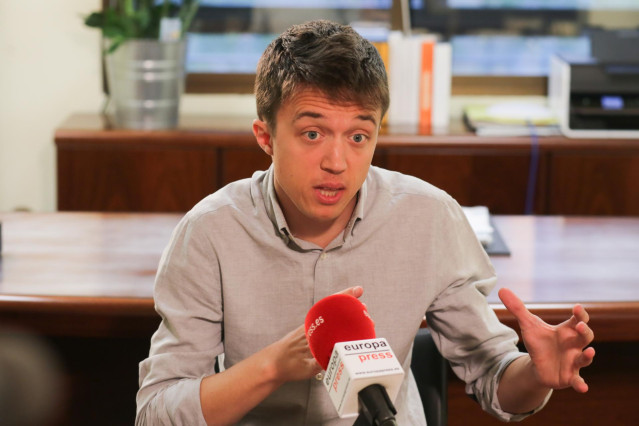 Retratos del candidato de Más Madrid a la Presidencia de Madrid, Íñigo Errejón