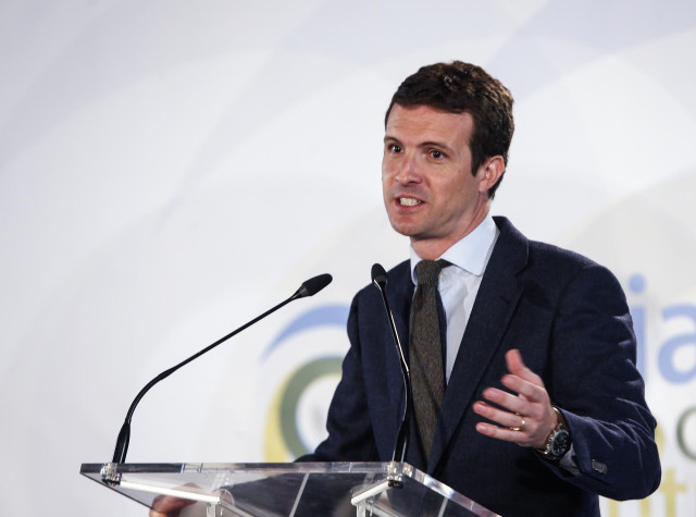 En Oviedo el presidente nacional del Partido Popular, Pablo Casado, acude a un encuentro organizado por 'Asturias punto de encuentro'