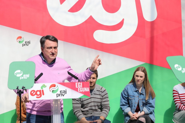 28A.- Esteban Llama A Votar Al PNV Para Tener 
