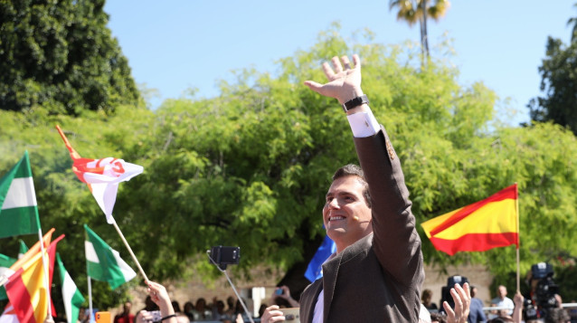28A.-AV.- Rivera Anuncia Diez Compromisos Y Que Si Gana Lo Primero Será Llamar A Los Demás Líderes Para Llevarlos A Cabo