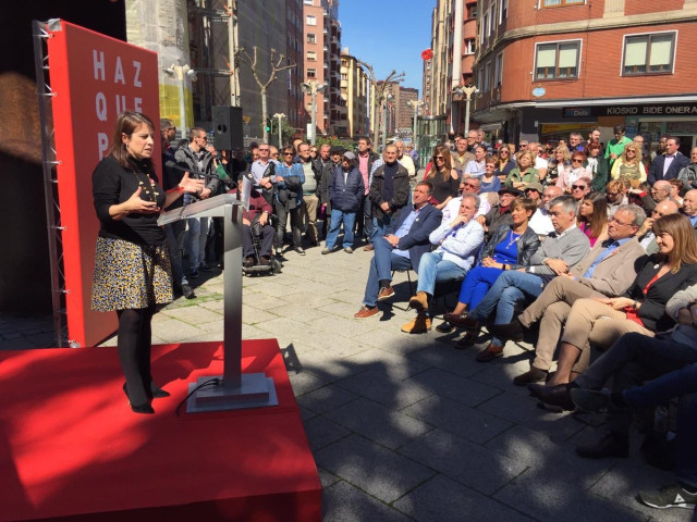 (AMP) 28A.- Lastra Advierte De Que, Aunque La Derecha Se Presenta Con Muchas Siglas