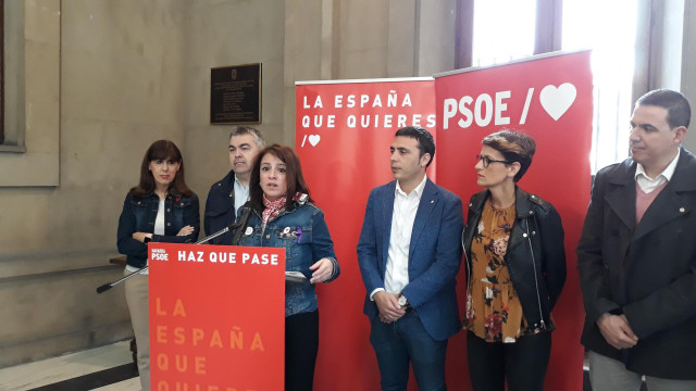 28A.- Lastra (PSOE) Llama A 
