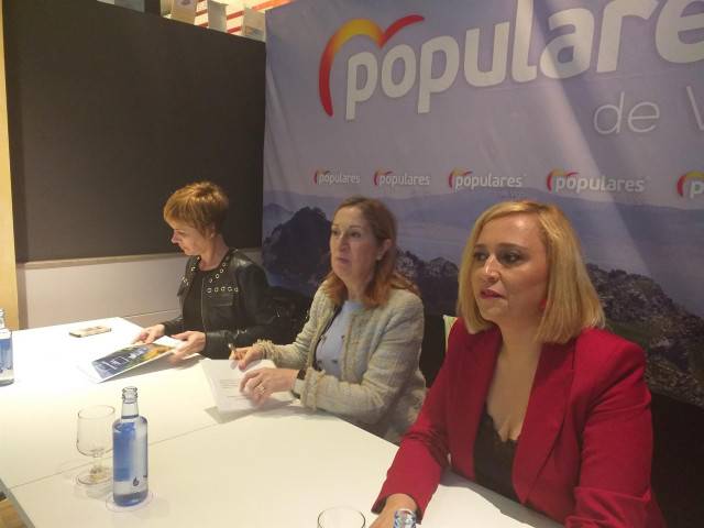28A.- Ana Pastor Apela A Los Indecisos: 