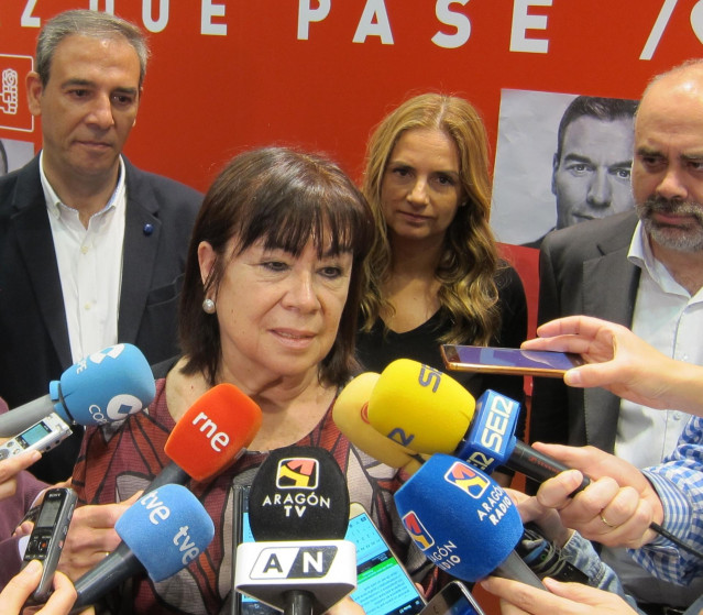 28A.- El PSOE Quiere Que El Agua Se Incluya En La Constitución Como Un Derecho Y Servicio De Interés General