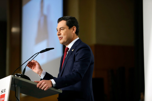 Moreno asegura que la Junta aplicará en breve el silencio administrativo positivo