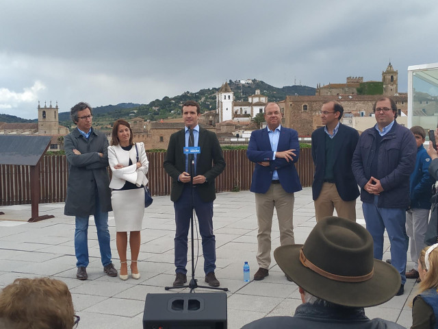 28A.- Pablo Casado Asegura Que Extremadura Merece 