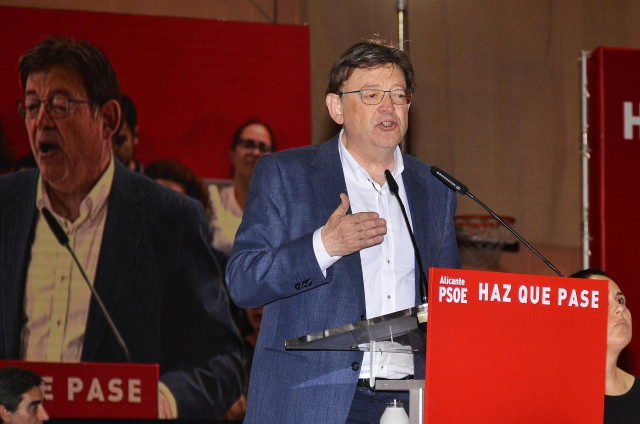 Acto de campaña del PSOE en la el pabellón Florida Babel, Alicante