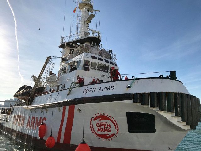 AMP.- Autorizan al Open Arms a llevar material humanitario a Grecia tras 100 días de bloqueo