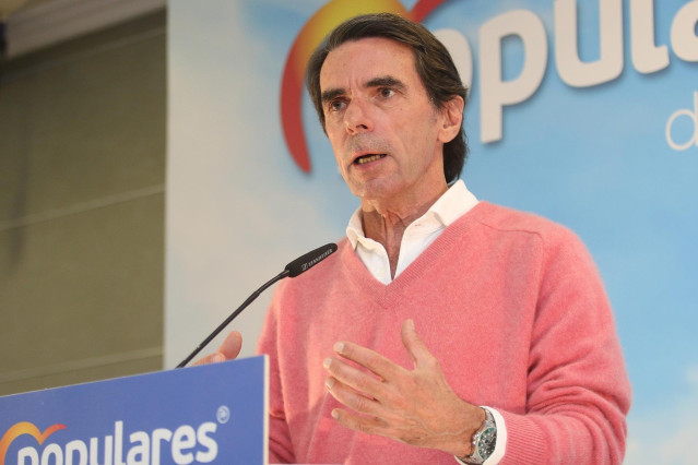 28A.-AV.- Aznar: 
