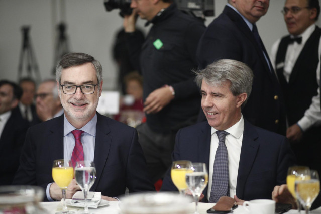 Garrido pide al PP que se pregunte por qué se va su gente: 