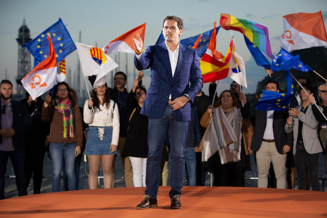 Mitin de Ciudadanos en Bacelona con Albert Rivera, Inés Arrimadas, Edmundo Bal y Maite Pagazzaurtundúa