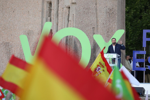 Cierre de campaña de Vox en la Plaza de Colón en Madrid