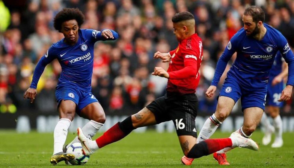 ​El Manchester United empata con el Chelsea