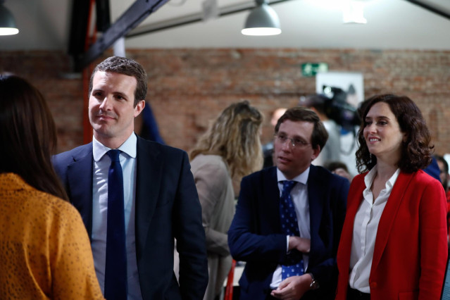 Pablo Casado visita el Campus Google
