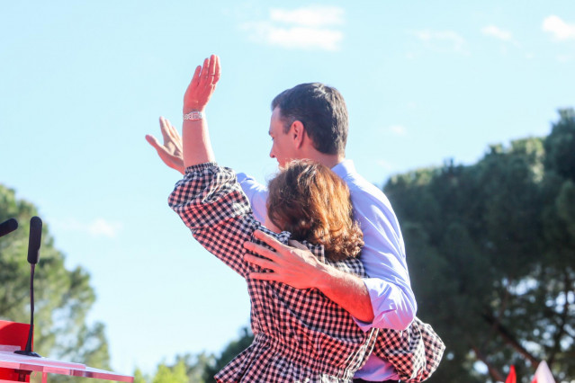 Acto del PSOE en el Auditorio Entrevías, Madrid