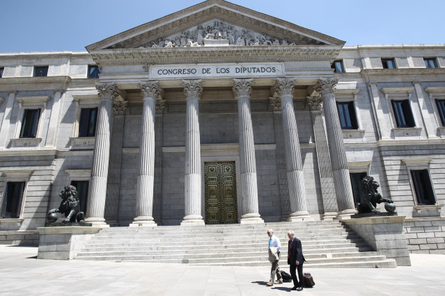 Las Cortes Generales siguen dedicando 1,85 millones de euros al año a pagar pensiones a exparlamentarios