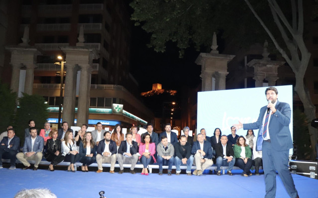 Prensa Pp Regional . Fotonoticia López Miras Presenta La Candidatura De Lorca A