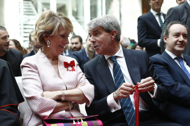 Acto de imposición de la Medalla de la Comunidad de Madrid y de las Condecoraciones de la Orden del 2 de Mayo a los premiados