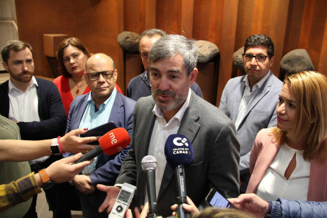 28A.- Clavijo reprocha a los partidos que no hablen de Canarias y muestra su preocupación si no tiene voz en el Congreso