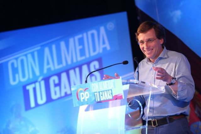 26M.- Almeida Tacha De 