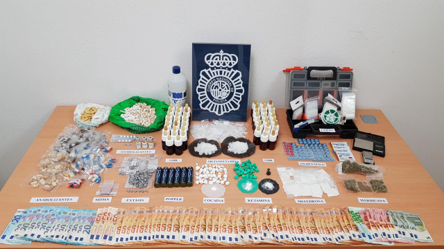 Sucesos.- Catorce detenidos tras desarticular 10 narcopisos y desmantelar el famoso punto de droga 'La Ventana'