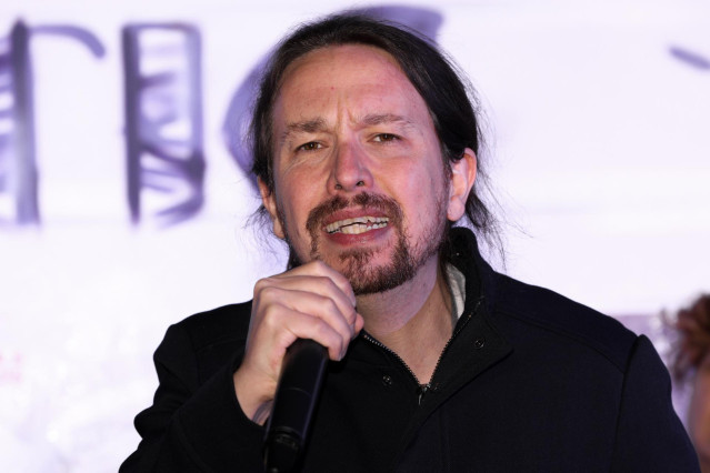 Iglesias cree que Assange debería estar 