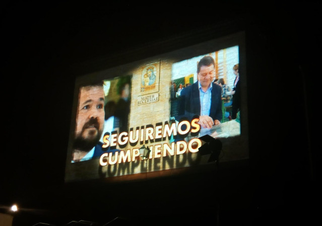 26M.- Page Pide El Voto Para 
