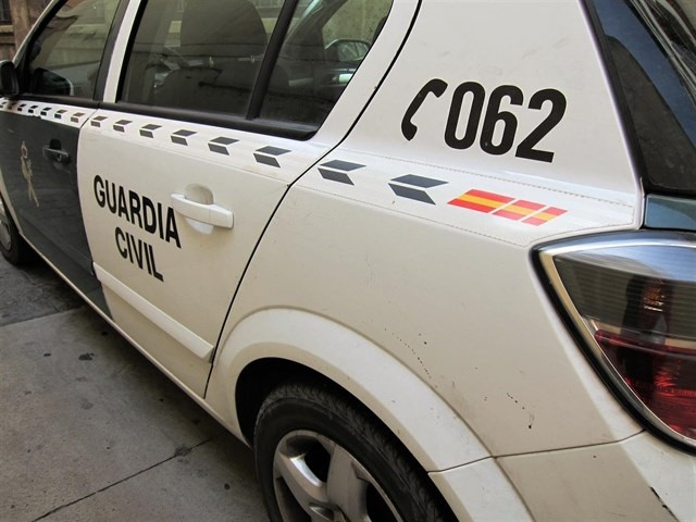 Castellón.- Sucesos.- Detenida por sustraer numerosas sillas y mesas de una terraza de una cafetería de Moncofa