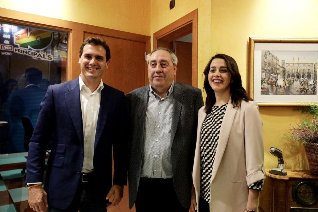26M.- Rivera Promete En Manresa A Los Catalanes No Nacionalistas Que Ciudadanos Será Su Voz En Las Instituciones