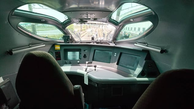 Interior de la versiu00f3n ALFA X del tren Shinkansen